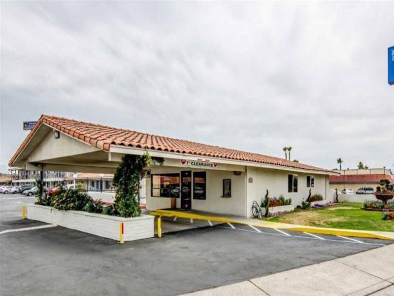 Motel 6 Manteca Zewnętrze zdjęcie