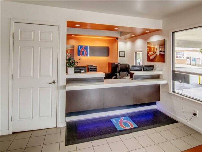 Motel 6 Manteca Zewnętrze zdjęcie