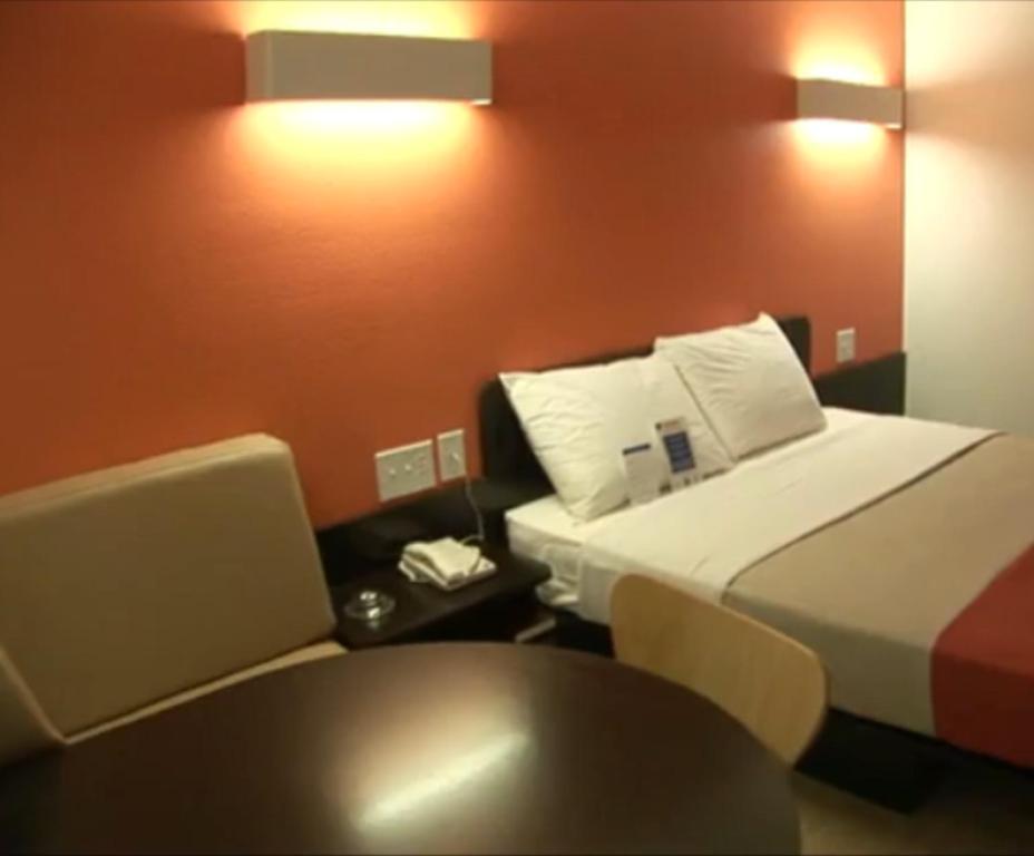 Motel 6 Manteca Zewnętrze zdjęcie
