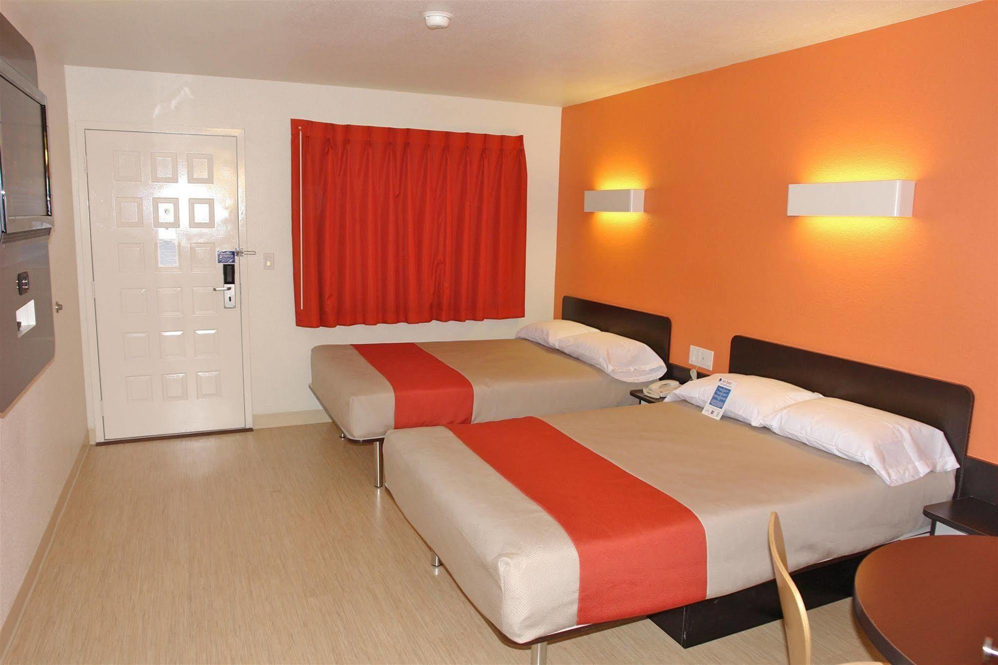 Motel 6 Manteca Zewnętrze zdjęcie
