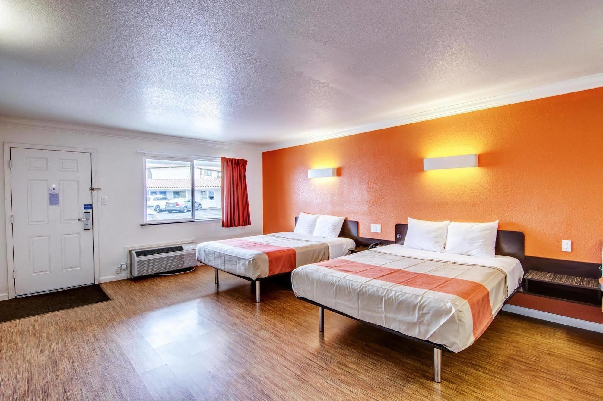 Motel 6 Manteca Zewnętrze zdjęcie